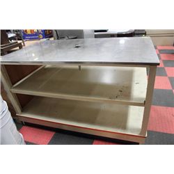 ST STEEL TOP WORK TABLE