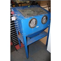 SANDBLASTING STATION (CRACKED GLASS)