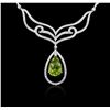 Image 2 : 18KT White Gold 8.21ct Peridot and Diamond Necklace