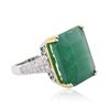 Image 2 : 14KT Two-Tone Gold 23.97ct Emerald and Diamond Ring