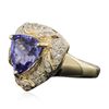 Image 2 : 14KT Yellow Gold 4.47ct Tanzanite and Diamond Ring