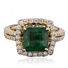 Image 1 : 14KT Yellow Gold 2.98ct Emerald and Diamond Ring