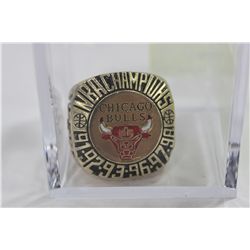 CHICAGO BULLS NBA CHAMPIONSHIP RELPICA RING