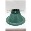 Image 1 : GREEN PLASTIC CHRISTMAS TREE STAND