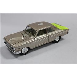 SCALE MODEL 1964 FORD FAIR LANE