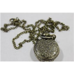 SMALL NECKLACE WATCH