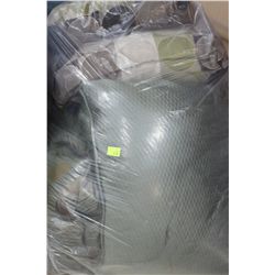 SHOWHOME BAG OF PILLOWS