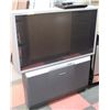 Image 1 : PANASONIC FLAT SCREEN TV W/DVD PLAYER AND REMOTE