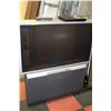 Image 2 : PANASONIC FLAT SCREEN TV W/DVD PLAYER AND REMOTE