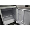Image 2 : DANBY COMPACT FRIDGE W/FREEZER 1.70CU. FT