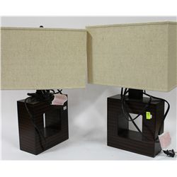 PAIR OF SHOWHOME WOOD LAMPS