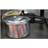 Image 1 : JASI PRESSURE COOKER