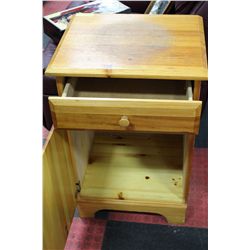 PINE NIGHT STAND