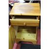 Image 1 : PINE NIGHT STAND