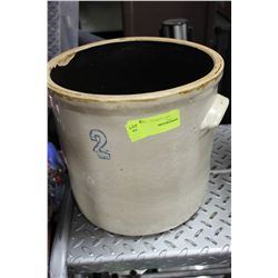 ESTATE 2 QUART CROCK