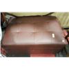 Image 1 : LARGE LEATHER STORAGE OTTOMAN
