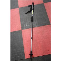 ADJUSTABLE ALUMINUM CANE W / LIGHT AND COMPASS