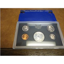 1969 US PROOF SET WITH BOX, 40% SILVER HALF