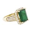 Image 2 : 14KT Yellow Gold 4.43ct Emerald and Diamond Ring