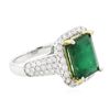 Image 2 : 14KT Two-Tone Gold 3.93ct Emerald and Diamond Ring