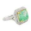 Image 2 : 14KT Two-Tone Gold 5.25ct Emerald and Diamond Ring