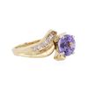 Image 2 : 14KT Yellow Gold 2.00ct Tanzanite and Diamond Ring