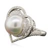 Image 2 : 18KT White Gold Pearl and Diamond Ring