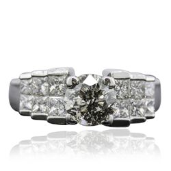 18KT White Gold 1.82ctw Diamond Ring