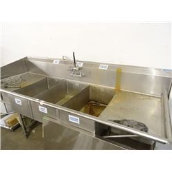 S/S 3-Comp Sink w/Lever Drains