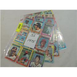 LOT 35 1975 TOPPS BASEBALL CARDS