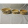 Image 1 : LOT 3 POTTERY DOG FOOD & WATER BOWL