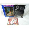 Image 1 : LOT 3 FAR SIDE & BLOOM COUNTY BOOKS