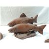 Image 4 : LOT 5 RED MILL CO PECAN SCULPTURES