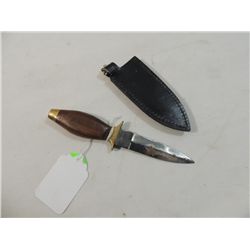 VINTAGE STAINLESS STEEL WOODEN HANDLE KNIFE
