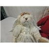 Image 3 : LOT 3 CHRISTMAS COTTAGE COLLECTIBLES BEARS
