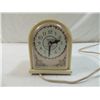 Image 1 : VINTAGE ELECTRIC SMALL NIGHTSTAND CLOCK