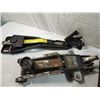 Image 2 : BOT LOT JACKS, PRO LIFT, TIRE IRON