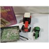 Image 2 : HANNAH MONTANA LUNCH BOX & DIE CAST FARM TOYS