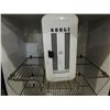 Image 5 : VINTAGE NORGE REFRIGERATOR GOLD SEAL