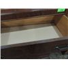 Image 2 : VINTAGE ART DECO DRESSER
