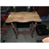 Image 1 : VINTAGE WOODEN SIDE TABLE