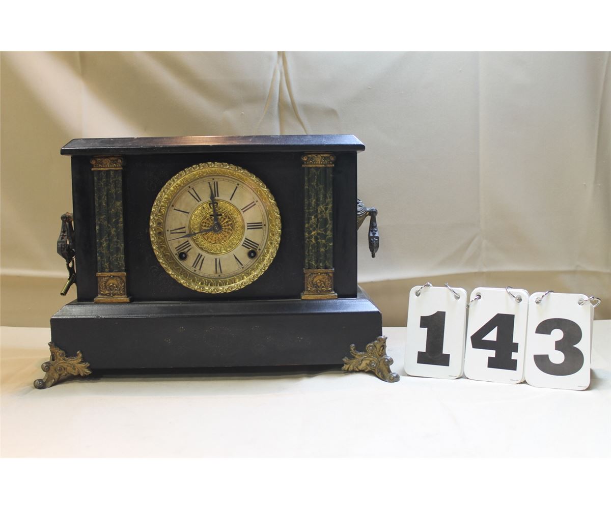 Ingraham Black Mantel 2 Column Key Wind Mantel Clock W Brass Hardware Feet 11 X 15 1 2