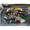 Image 1 : 15 Hand painted die-cast figurines