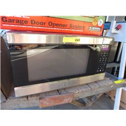 Microwave oven, used