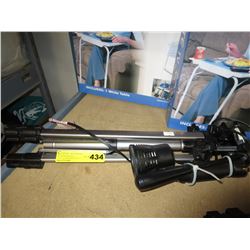 Propod tripod with light