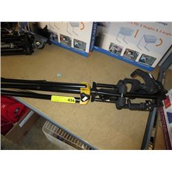 Hercules guitar stand