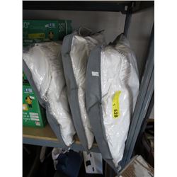 3 New feather pillows