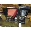 Image 1 : 2 Vintage Kodak cameras