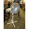 Image 1 : Floor standing oscillating fan
