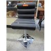 Image 1 : Leather bar stool